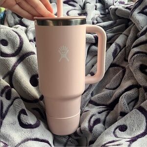 Hydro Flask Pink Tumbler🌷🌷